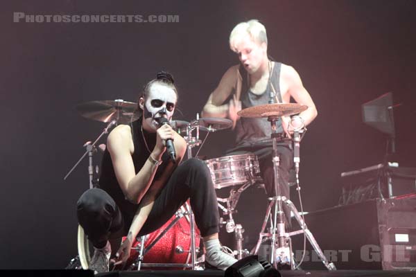 MØ - 2014-10-31 - PARIS - Grande Halle de La Villette - 